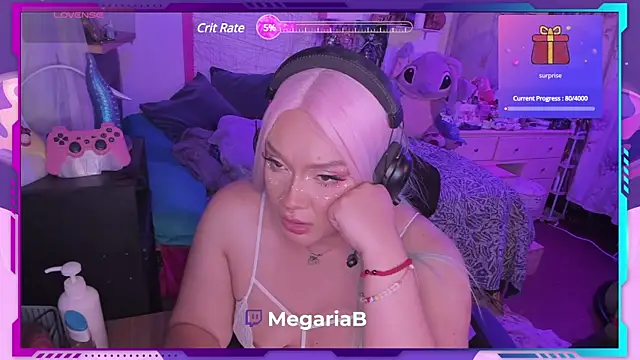 Snapshot of MegariaB chatting on 12/06/24, 04:25 MegariaB online show from 12/06/24, 04:25