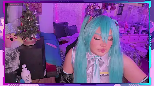 Snapshot of MegariaB chatting on 12/09/24, 04:12 MegariaB online show from 12/09/24, 04:12