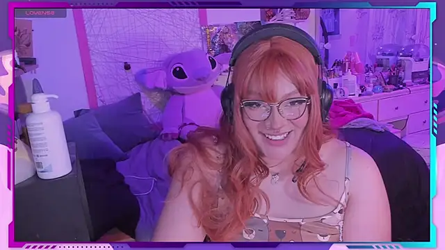 Snapshot of MegariaB chatting on 01/19/25, 04:22 MegariaB online show from 01/19/25, 04:22