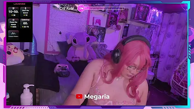 Snapshot of MegariaB chatting on 02/04/25, 04:05 MegariaB online show from 02/04/25, 04:05