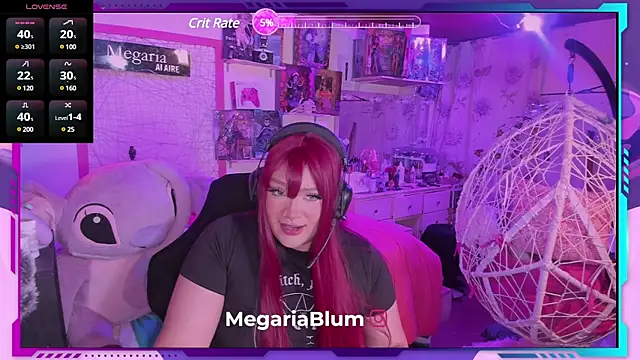 Snapshot of MegariaB chatting on 03/17/25, 04:40 MegariaB online show from 03/17/25, 04:40