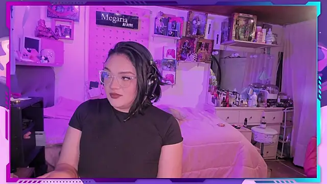 MegariaB online show from 11/06/25, 04:35