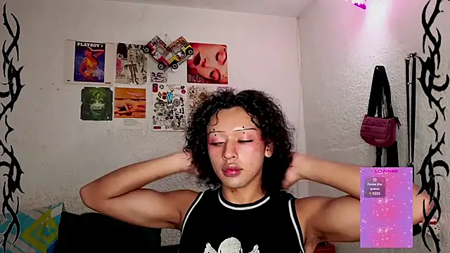 Snapshot of angelsdustxxx chatting on 12/19/24, 04:57 angelsdustxxx online show from 12/19/24, 04:57