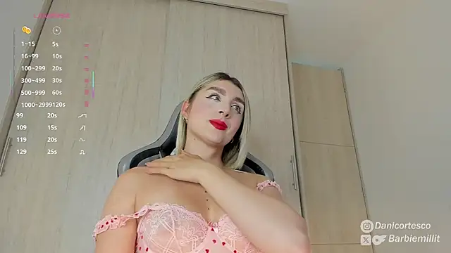 Snapshot of barbie_millit chatting on 03/08/25, 02:01 barbie millit online show from 03/08/25, 02:01