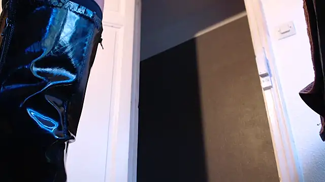 rustoffxh online show from 10/31/25, 06:09