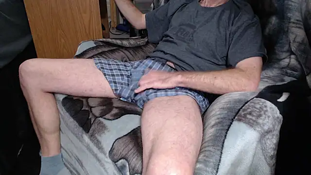 froy4986 online show from 01/01/25, 10:24