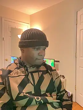 Snapshot of onlyonebbcking chatting on 01/04/25, 10:02 onlyonebbcking online show from 01/04/25, 10:02