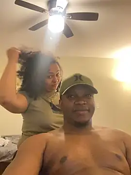 Snapshot of onlyonebbcking chatting on 03/20/25, 11:12 onlyonebbcking online show from 03/20/25, 11:12