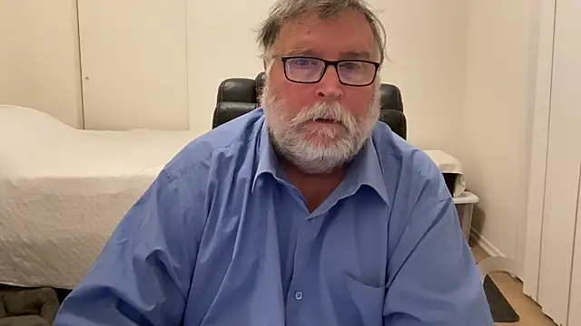 Snapshot of Drummajor chatting on 03/07/26, 10:56 Drummajor online show from 03/07/26, 10:56