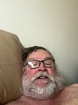 Snapshot of Drummajor chatting on 03/15/26, 04:35 Drummajor online show from 03/15/26, 04:35