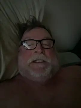 Snapshot of Drummajor chatting on 04/03/26, 01:53 Drummajor online show from 04/03/26, 01:53