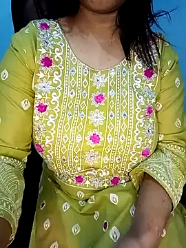 Snapshot of Dayna-36 chatting on 12/28/24, 07:01 Dayna-36 online show from 12/28/24, 07:01