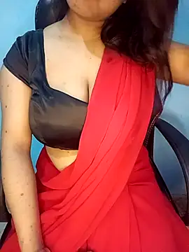 Snapshot of Dayna-36 chatting on 02/25/25, 04:00 Dayna-36 online show from 02/25/25, 04:00