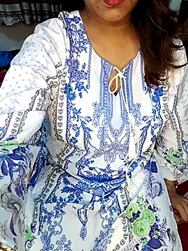 Snapshot of Dayna-36 chatting on 10/07/25, 03:53 Dayna-36 online show from 10/07/25, 03:53