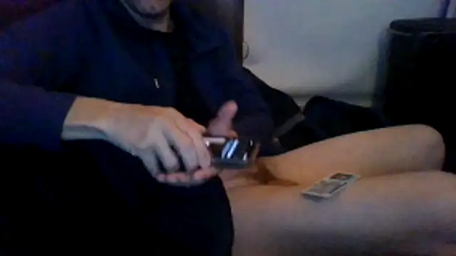 Snapshot of Haztogo4me chatting on 11/17/25, 10:10 Haztogo4me online show from 11/17/25, 10:10