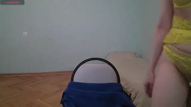 LanaDreamX online show from 01/12/25, 08:04