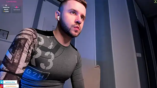 EnriqueBarberry online show from 01/04/25, 06:19