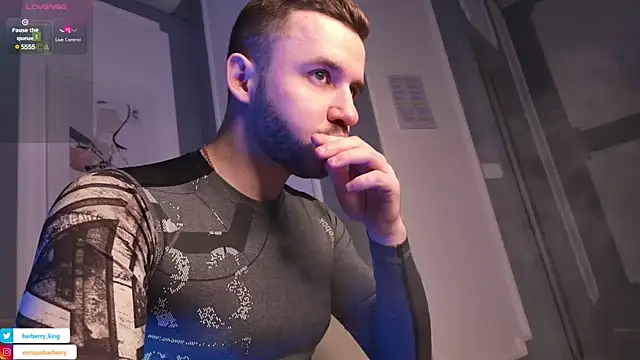 EnriqueBarberry online show from 02/19/25, 06:33