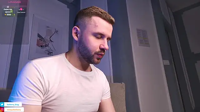 EnriqueBarberry online show from 03/01/25, 06:24