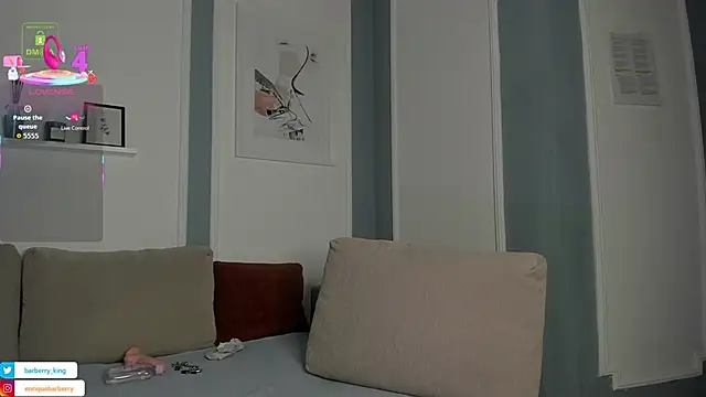 EnriqueBarberry online show from 09/19/25, 05:31