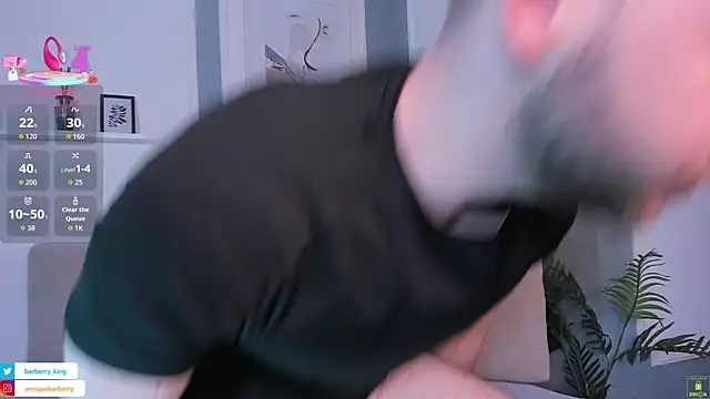 Snapshot of EnriqueBarberry chatting on 03/31/26, 11:21 EnriqueBarberry online show from 03/31/26, 11:21