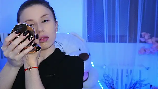 Snapshot of ivyleague_ chatting on 03/07/26, 06:16 ivyleague online show from 03/07/26, 06:16