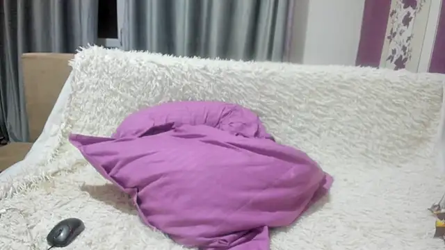 Dyana Kaylinn online show from 01/17/25, 04:49