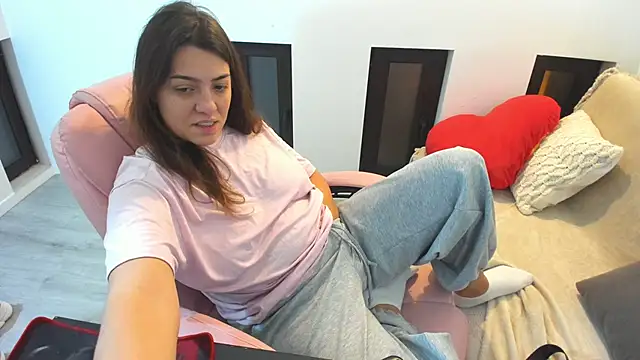 Dyana Kaylinn online show from 01/07/26, 04:48