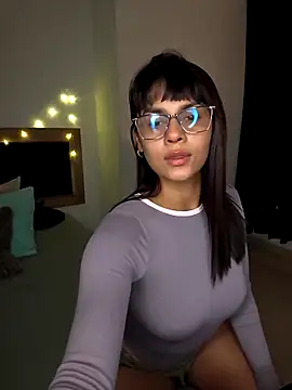 Snapshot of Susi_bell chatting on 03/18/26, 10:35 Susi bell online show from 03/18/26, 10:35