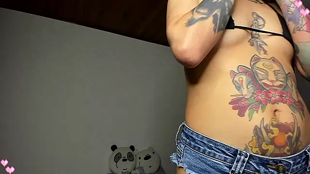 Snapshot of devadolll chatting on 11/26/25, 11:06 devadolll online show from 11/26/25, 11:06