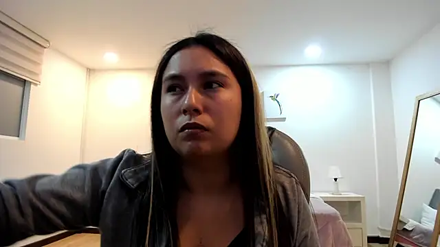  Natalie18 online show from 01/24/25, 04:05