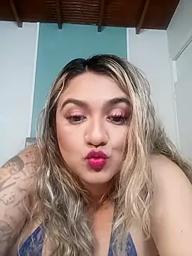 Snapshot of lala_buny chatting on 12/29/24, 03:24 lala buny online show from 12/29/24, 03:24