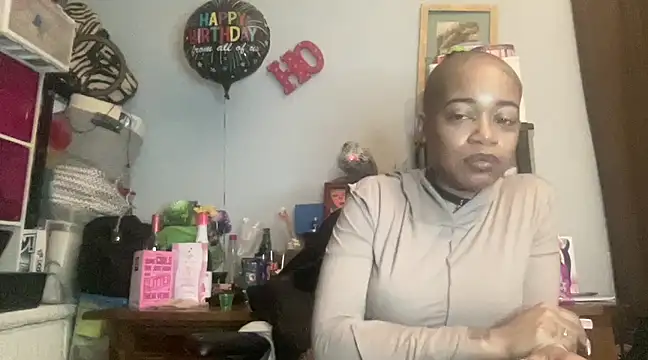 MommyConfident online show from 02/18/25, 12:15