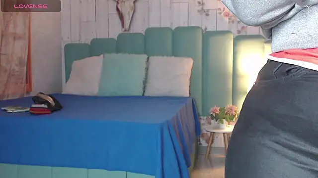 Alison Simmons online show from 02/03/25, 11:20