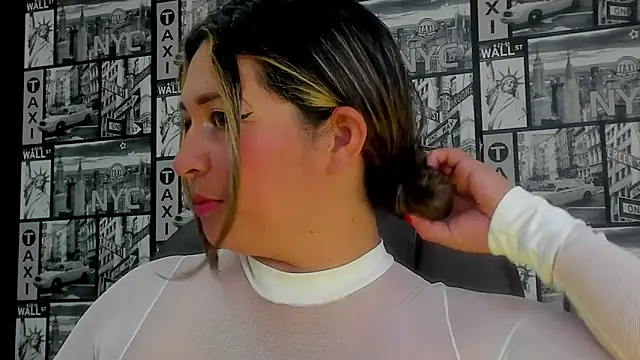 Snapshot of Devil_Sara chatting on 01/27/25, 08:17 Devil Sara online show from 01/27/25, 08:17