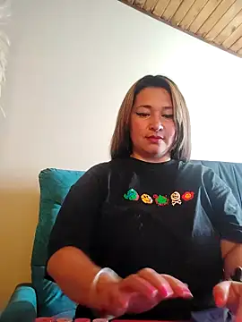 Snapshot of Devil_Sara chatting on 10/26/25, 12:55 Devil Sara online show from 10/26/25, 12:55