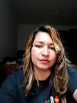 Snapshot of Devil_Sara chatting on 11/17/25, 09:42 Devil Sara online show from 11/17/25, 09:42