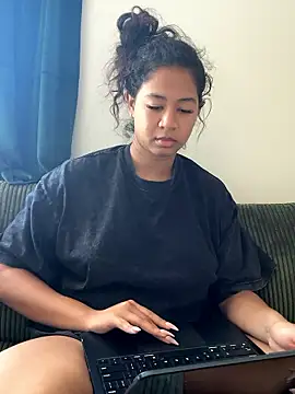 VanessaBling online show from 01/10/26, 04:20