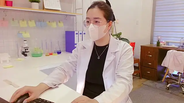 Snapshot of Alisa_Hotfeeling chatting on 02/25/25, 02:25 Alisa Hotfeeling online show from 02/25/25, 02:25