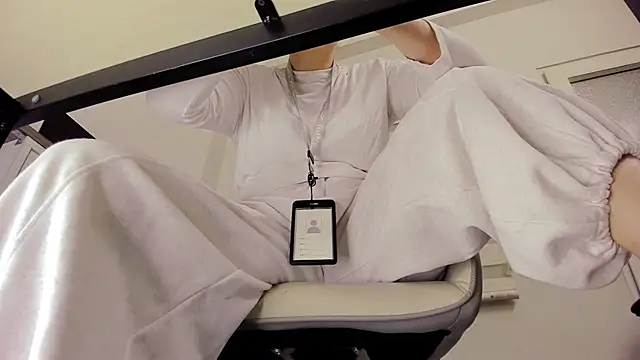 Alisa Hotfeeling online show from 03/12/26, 01:45