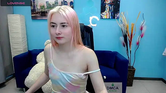 Snapshot of Tweet88 chatting on 12/11/24, 08:07 Tweet88 online show from 12/11/24, 08:07