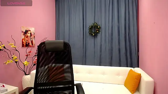 Snapshot of Tweet88 chatting on 12/24/24, 04:08 Tweet88 online show from 12/24/24, 04:08