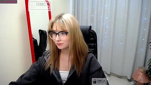 Snapshot of Tweet88 chatting on 01/21/25, 07:04 Tweet88 online show from 01/21/25, 07:04