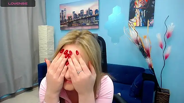 Snapshot of Tweet88 chatting on 02/13/25, 06:38 Tweet88 online show from 02/13/25, 06:38