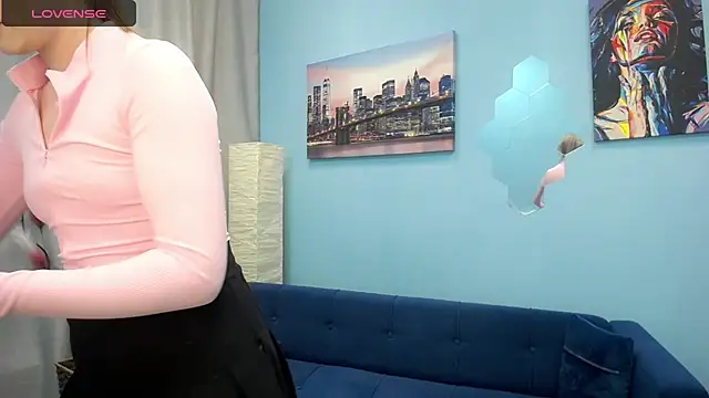 Snapshot of Tweet88 chatting on 02/17/25, 01:53 Tweet88 online show from 02/17/25, 01:53