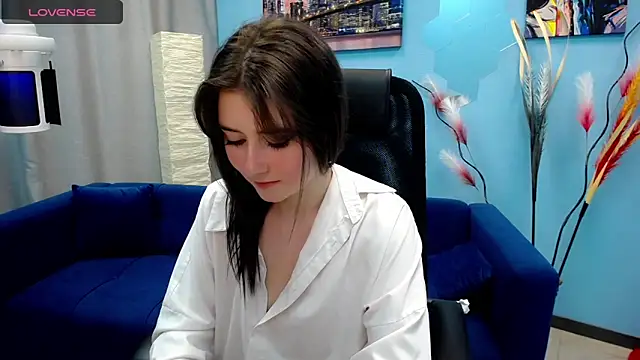 Snapshot of Tweet88 chatting on 02/25/25, 08:51 Tweet88 online show from 02/25/25, 08:51