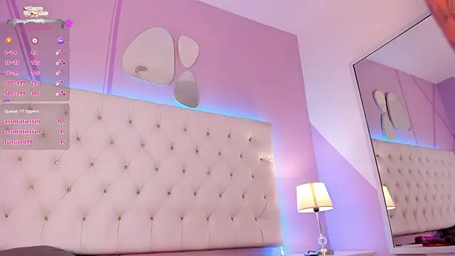 Snapshot of alyssa_vargas chatting on 12/27/24, 09:54 alyssa vargas online show from 12/27/24, 09:54