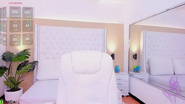 Snapshot of celeste_wayne chatting on 07/11/26, 11:17 celeste wayne online show from 07/11/26, 11:17