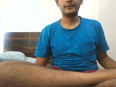 Snapshot of Dusky_Aarav chatting on 10/15/25, 04:23 Dusky Aarav online show from 10/15/25, 04:23