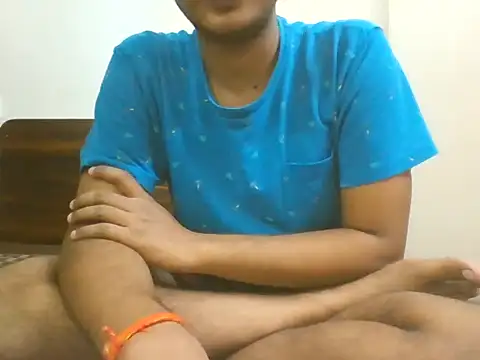 Snapshot of Dusky_Aarav chatting on 11/04/25, 03:11 Dusky Aarav online show from 11/04/25, 03:11